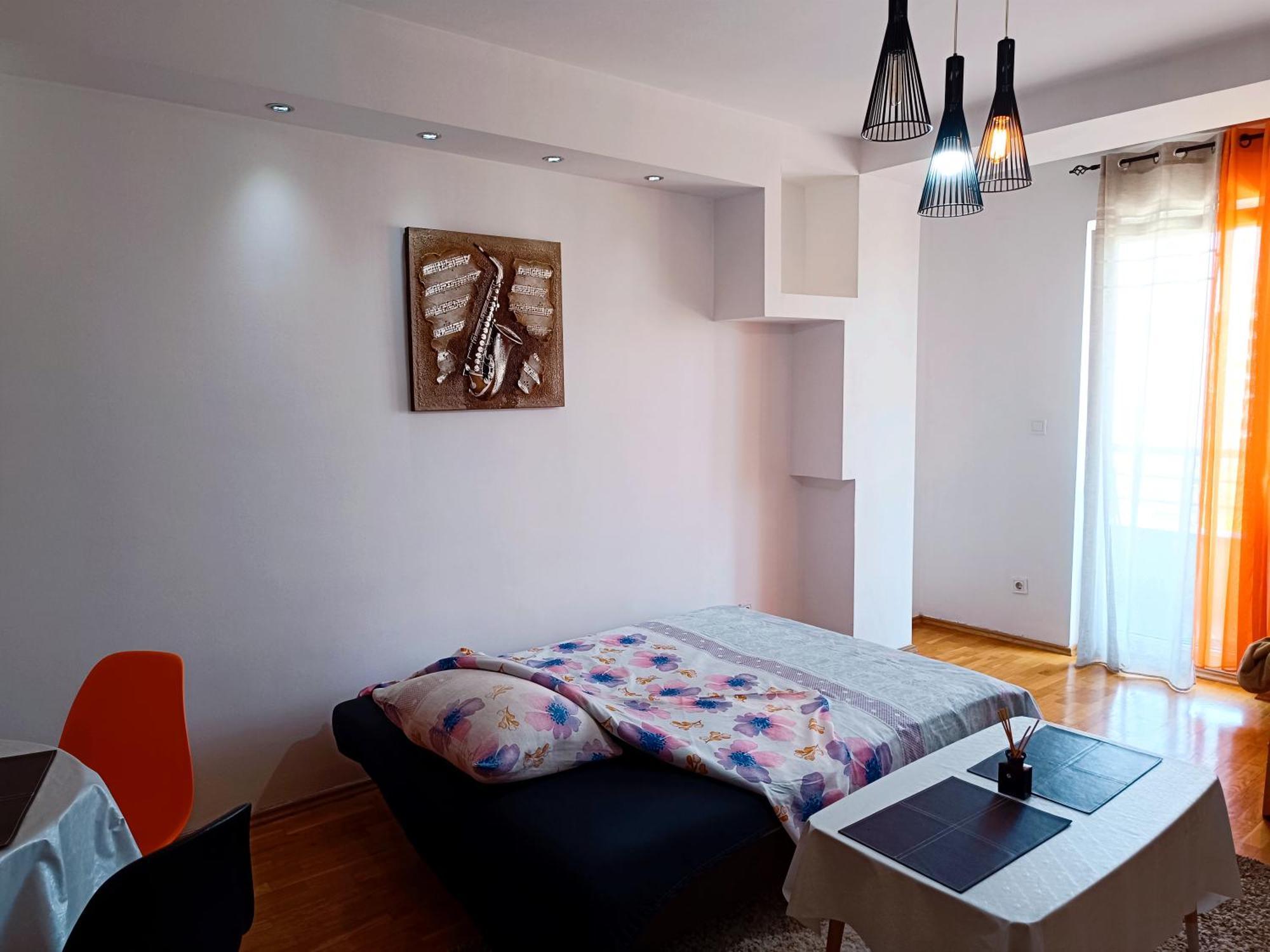 Center Gem Apartment *